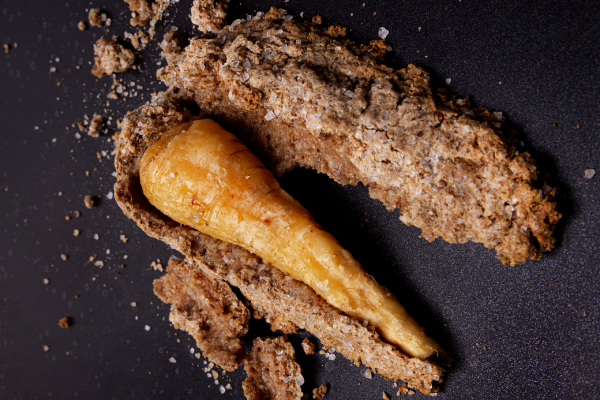 Oud brood zoutkorst op pastinaak1200x669